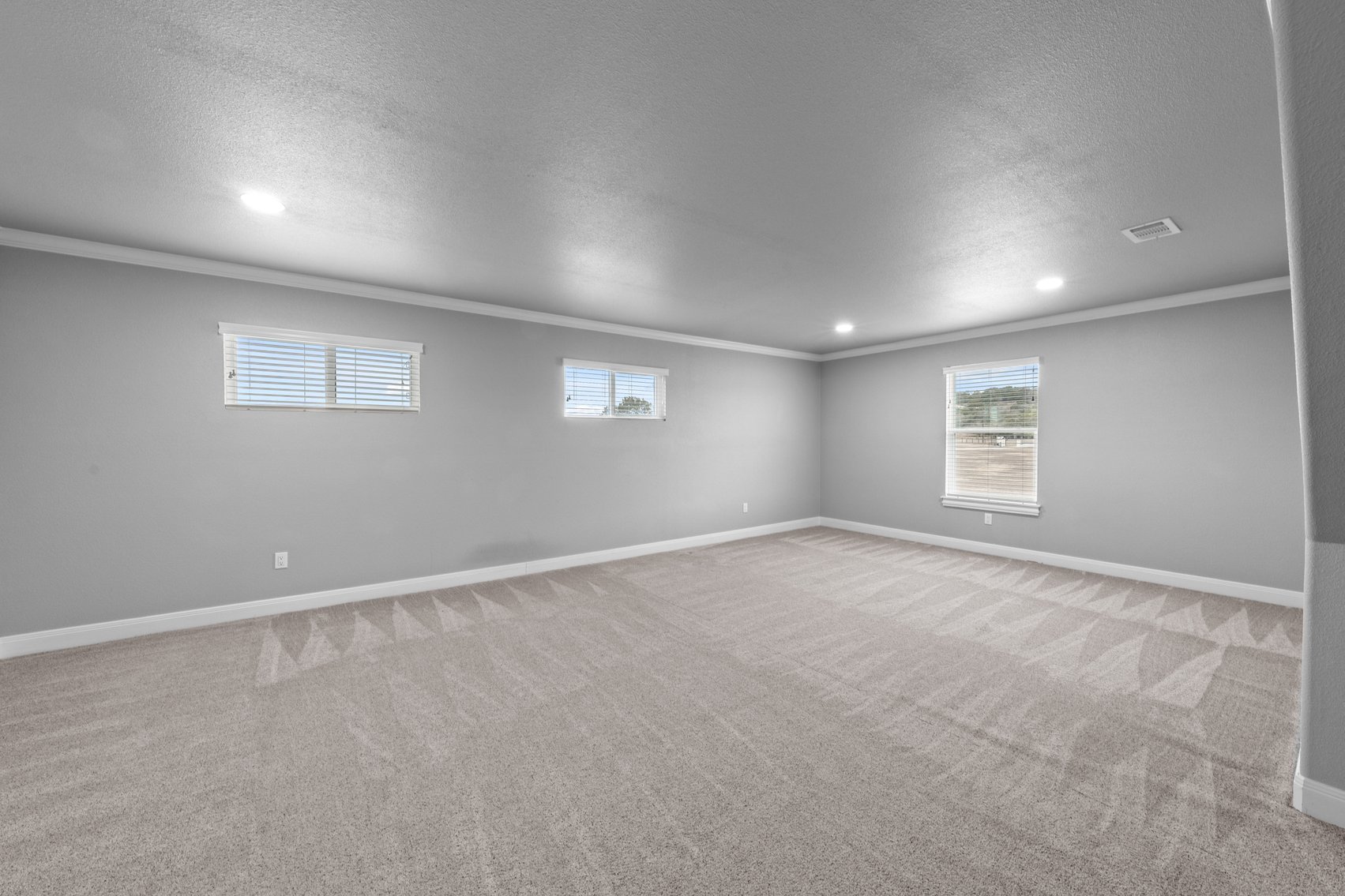 Image for 1981 Mountain Ridge Real Estate Auction