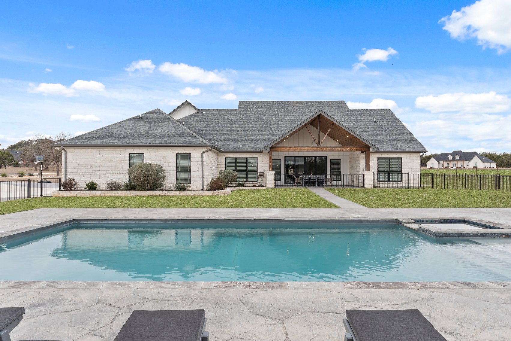 Image for 1981 Mountain Ridge Real Estate Auction