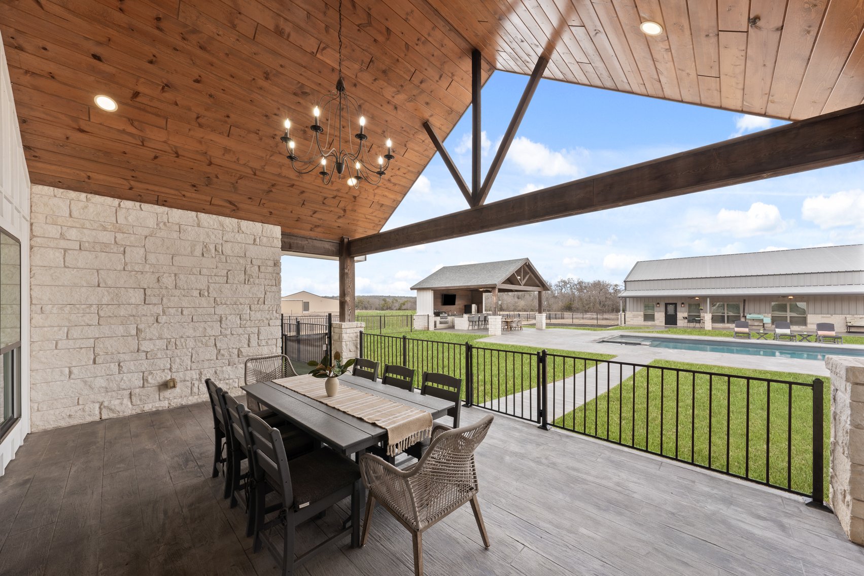 Image for 1981 Mountain Ridge Real Estate Auction