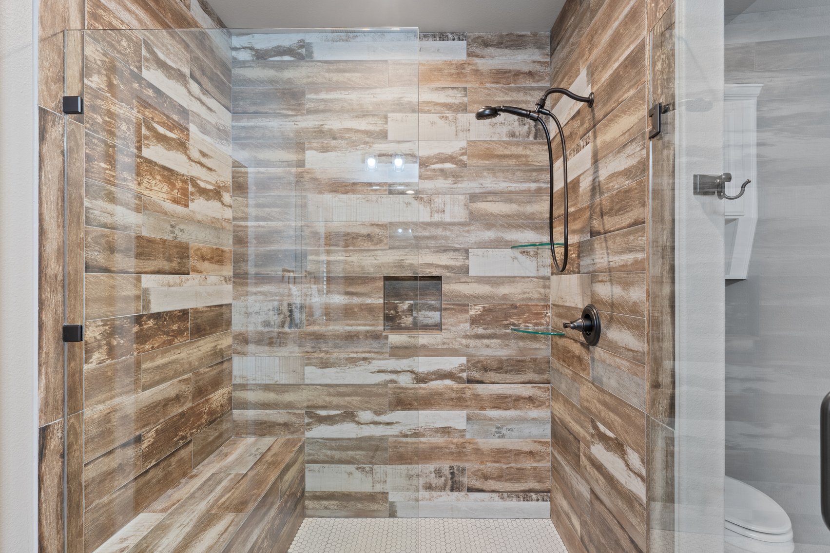 Image for 1981 Mountain Ridge Real Estate Auction