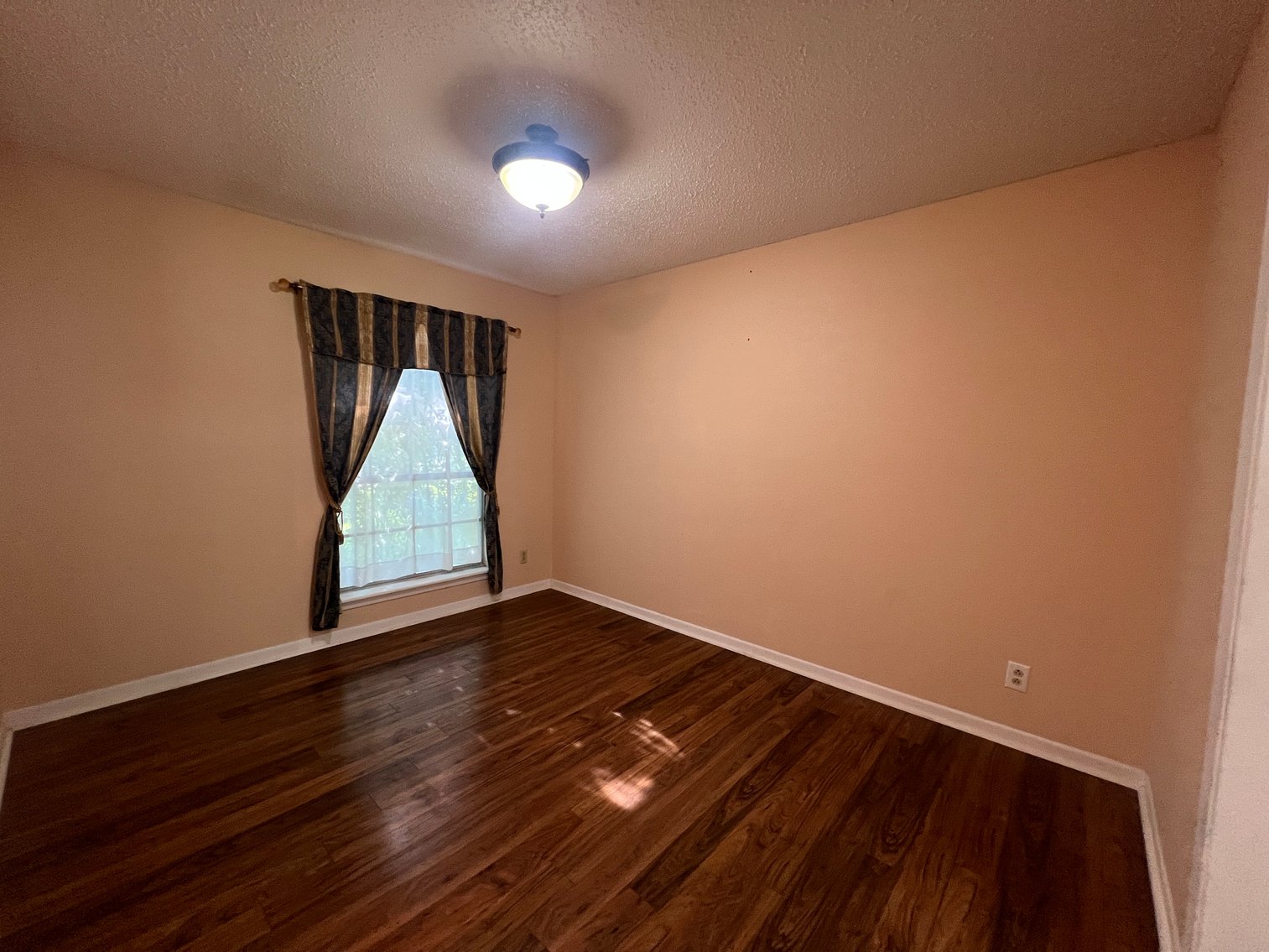 Image for 1603 South 2nd St, Killeen, TX 76541 - Real Estate Auction