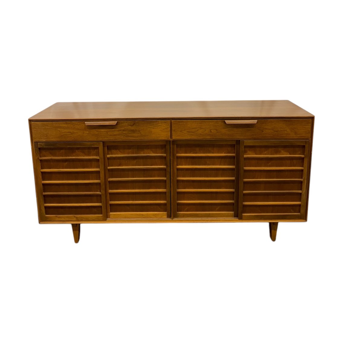 Image for Retro Revival: Fine Art, Mid-Century Modern & Vintage Gems Online Auction