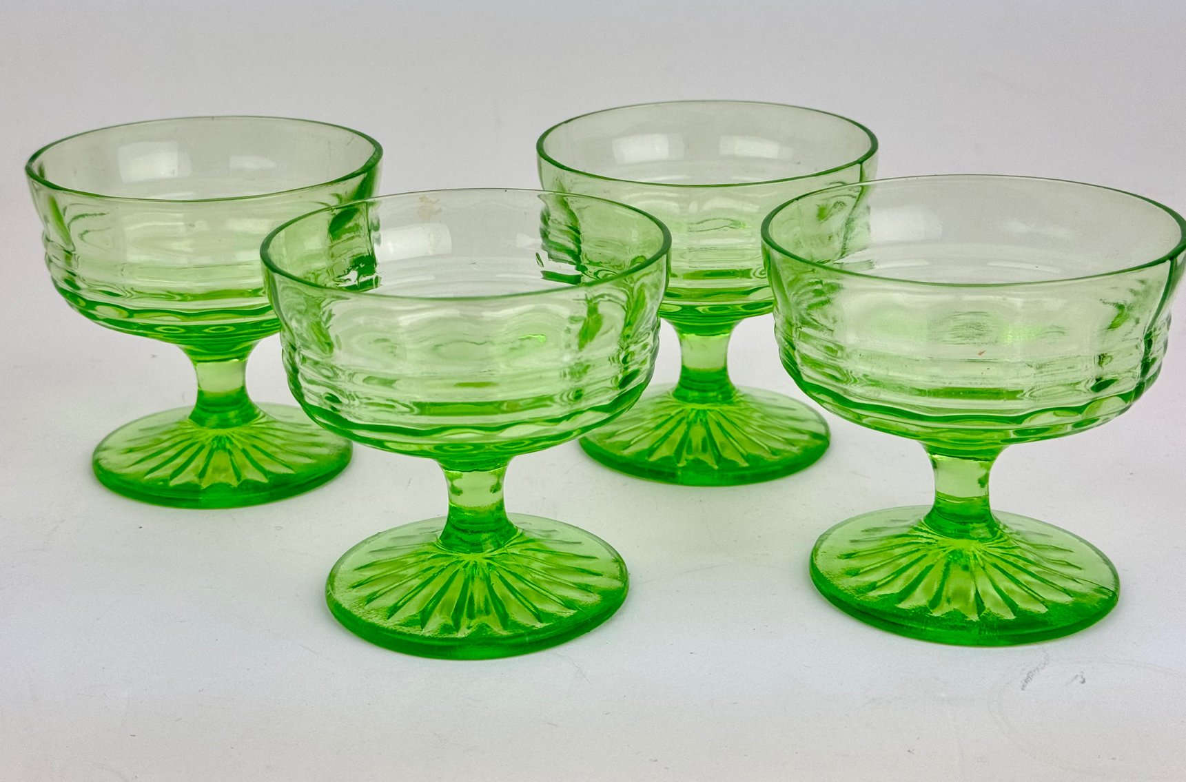 Image for Past & Present Finds Estate Auction: Vintage & Antique Treasures, Art, Furniture, Décor & More