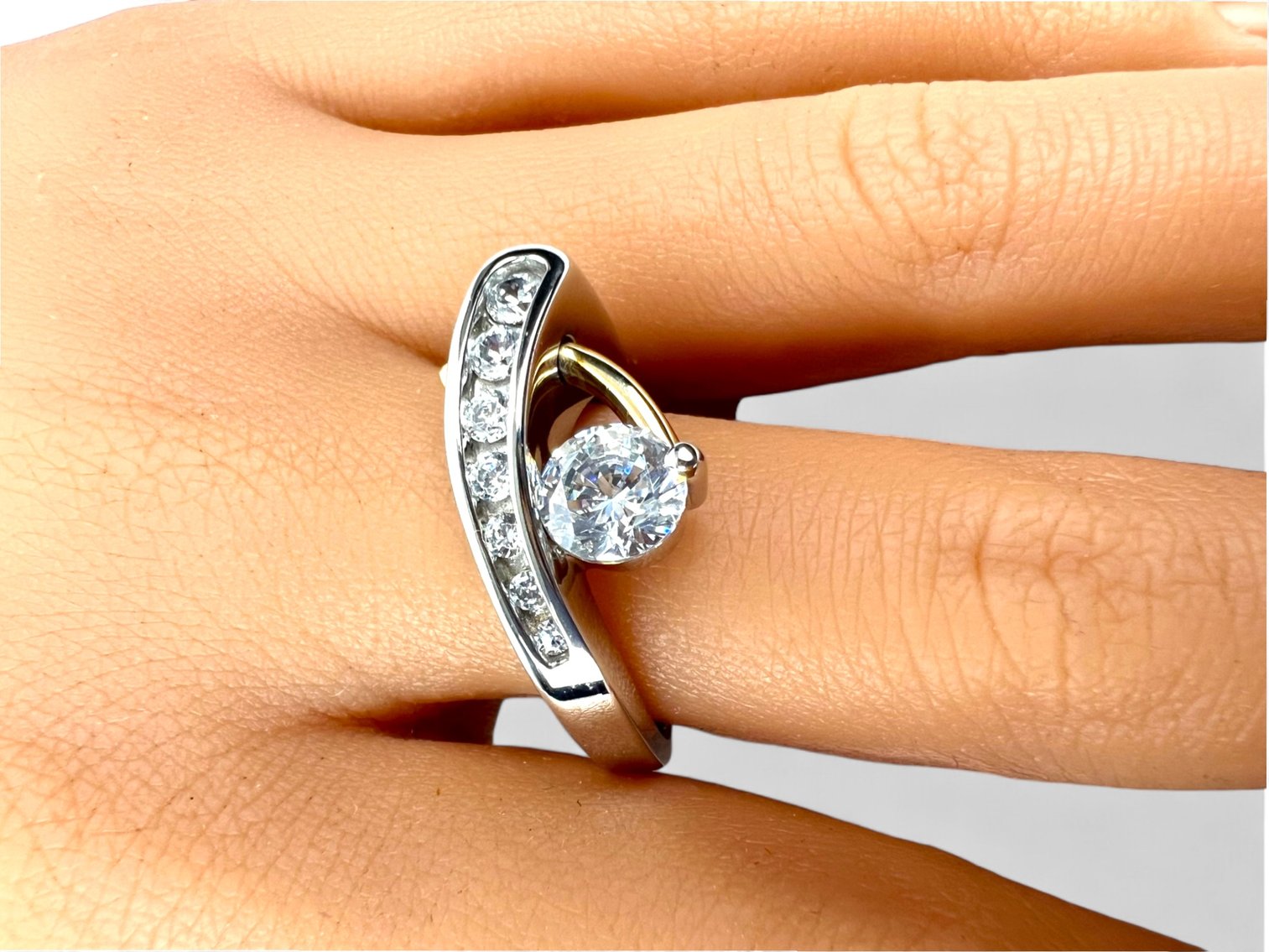 Image for The Jewelry Box- Vintage, Modern & Antique Jewelry Auction