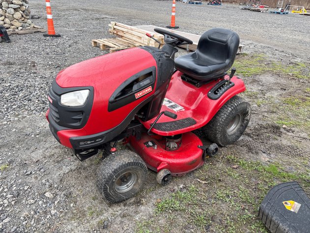 Image for D4b. Craftsman YT3000 riding mower