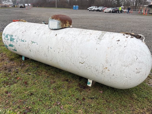 Image for D1r. 330 Propane tank