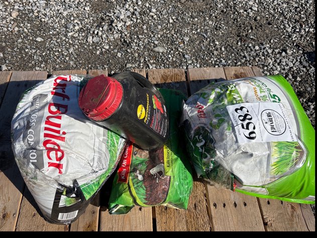 Image for D1. (4) Lawn weed killer products