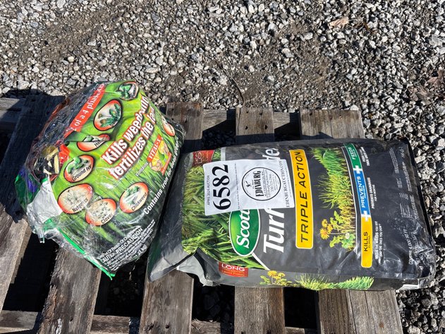 Image for D1. (2) scotts turf builder and weed killer