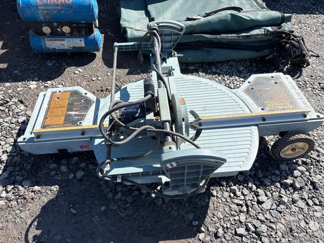 Image for D1. Delta sawbuck trim and frame saw