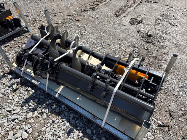 Image for E2. 2026 Unused GIYI QTY (8) Excavator Attachment