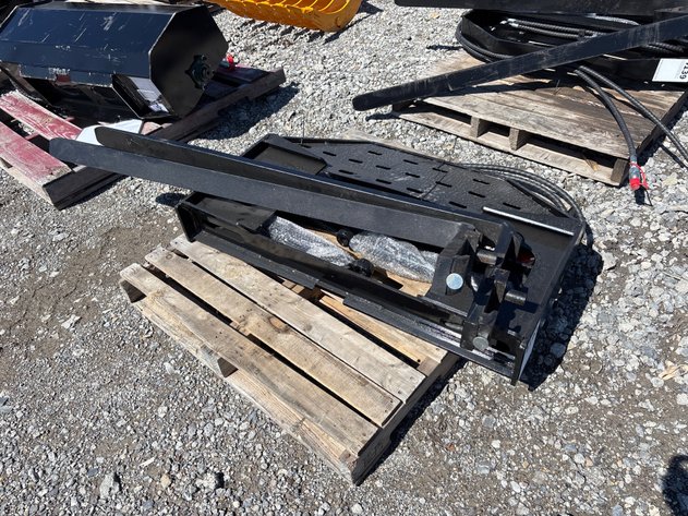 Image for 2026 Unused GIYI GY-SF60 skid stee Side shift fork