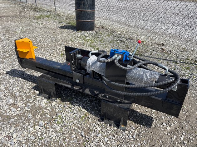 Image for E1p. 2026 Unused GIYI GY-SLS26 Skid Steer Side Shift Log Splitter