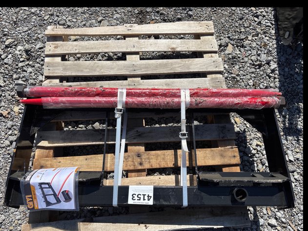 Image for E2.2026 Unused GIYI GY-BF47 Skid Steer Bale Fork