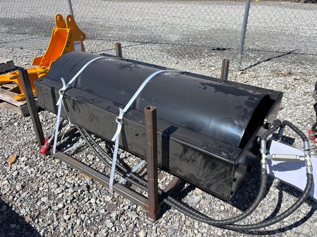 Image for E2. 2026 Unused GIYI GY-VR59 Skid Steer Vibratory roller