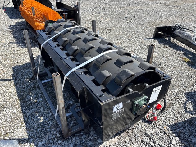 Image for E2. 2026 Unused GIYI GY-CW59 Skid Steer Compactor Wheel