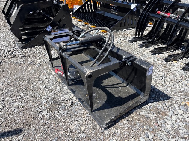 Image for E2. 2026 Unused GIYI GY-X PG44 Mini Skid steer plate grabber