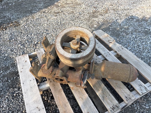 Image for E1. John Deere water pump