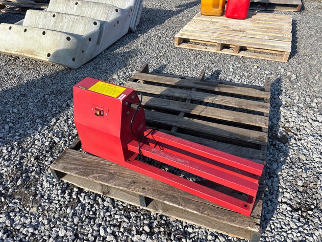 Image for D1. Vevor wood blade