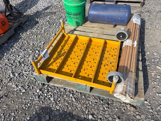 Image for D1. Rolling work platform