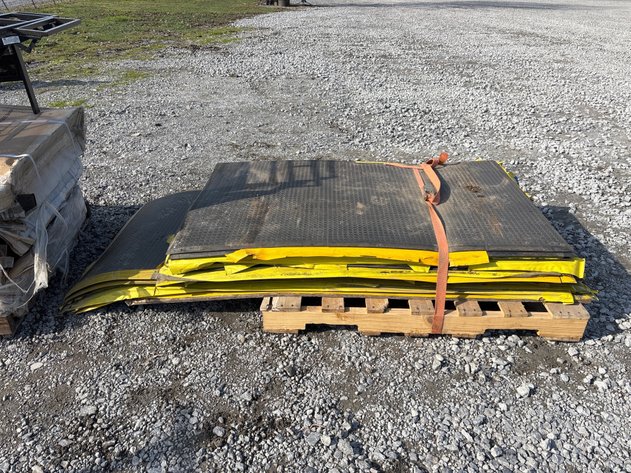 Image for E1. (15) protection/stress mats