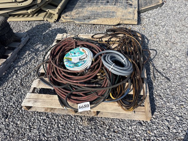 Image for D1. Misc lot of hoses and cords