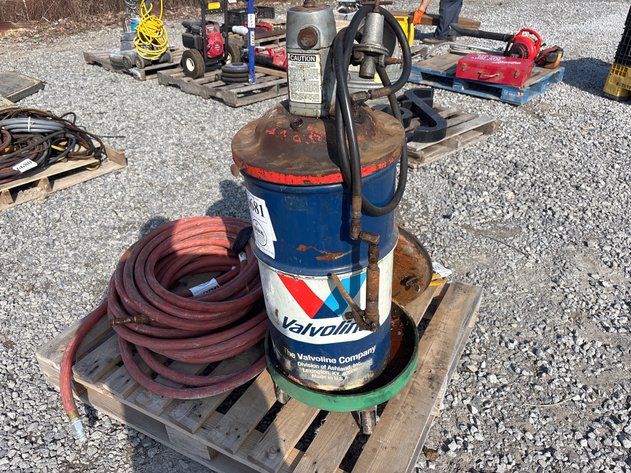 Image for D1. Partial keg of grease with pump