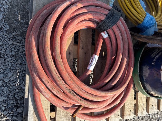 Image for D1. Large air hose