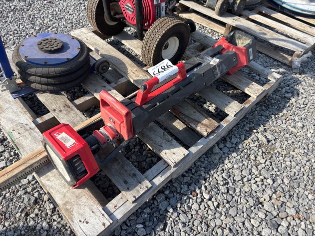 Image for D1. Milwakee work light and measure stick