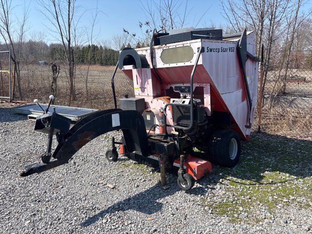 Image for D1r. Smithco Sweepstar V62 sweeper/vac