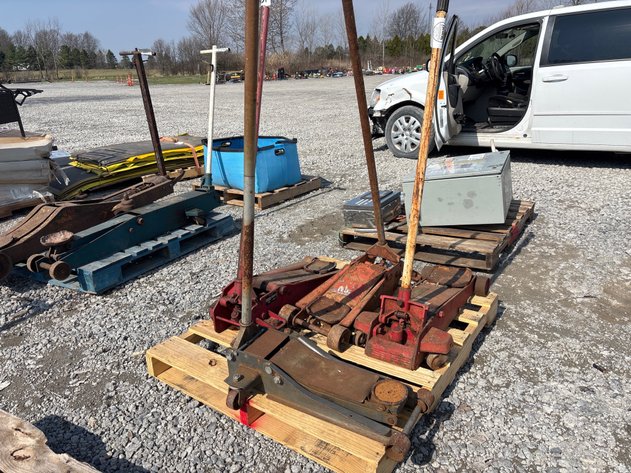 Image for E1. (2) snap on floor jacks