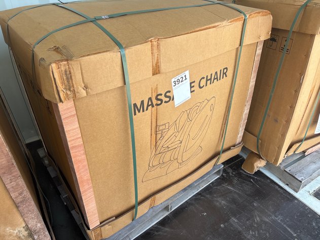 Image for Ln. Unused SKLP SK-S13 massage chair
