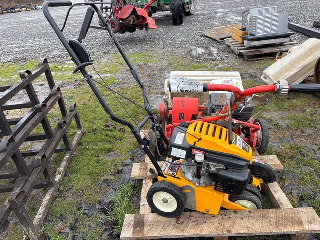 Image for E1. Cub cadet edger