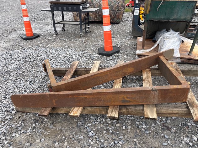 Image for D4b. 6’ heavy duty forks