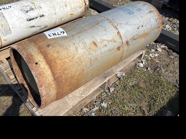 Image for E1. 100lb propane tank