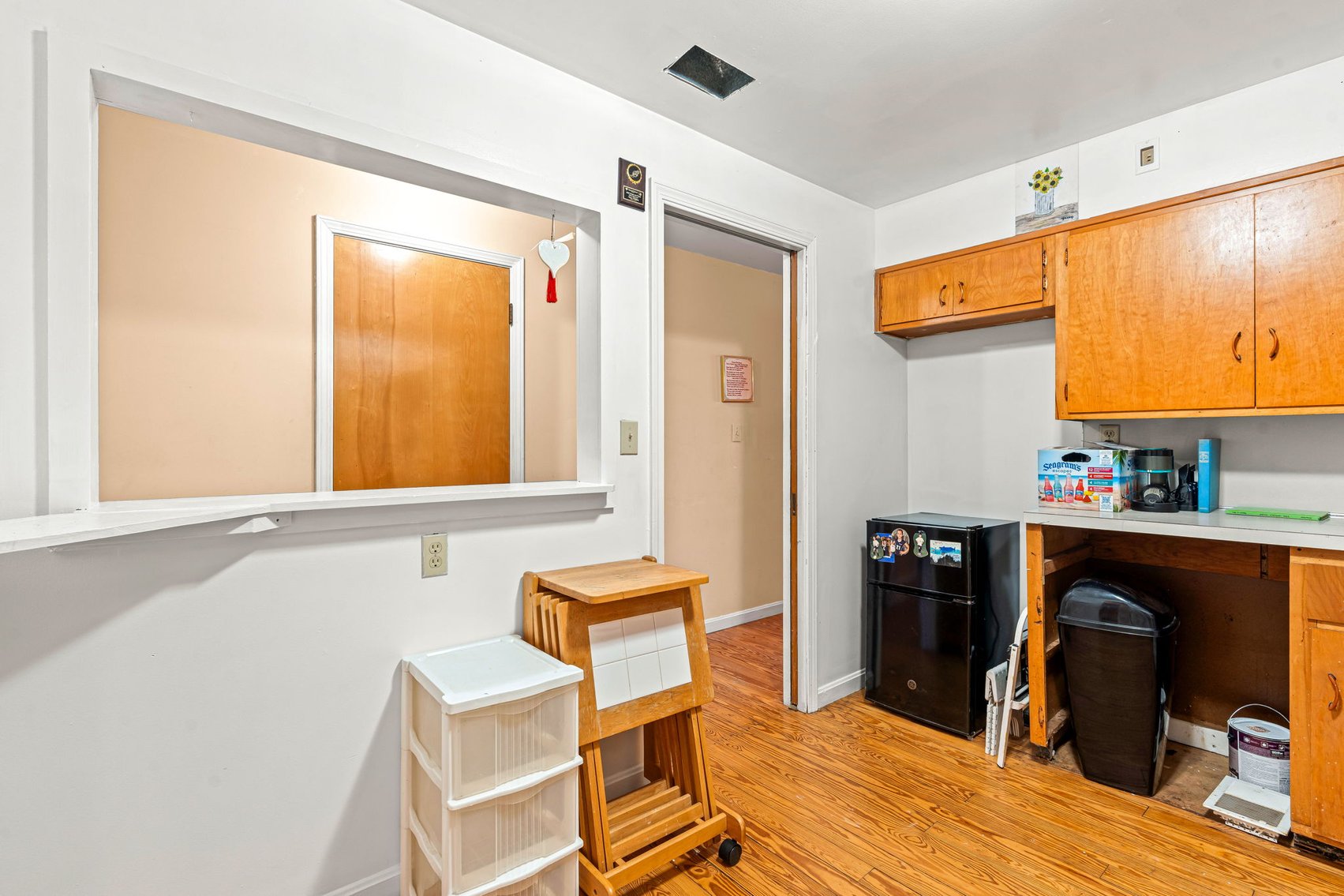 Image for 160 N Galt Ave-ONLINE AUCTION ONLY-BIDDING HAS STARTED