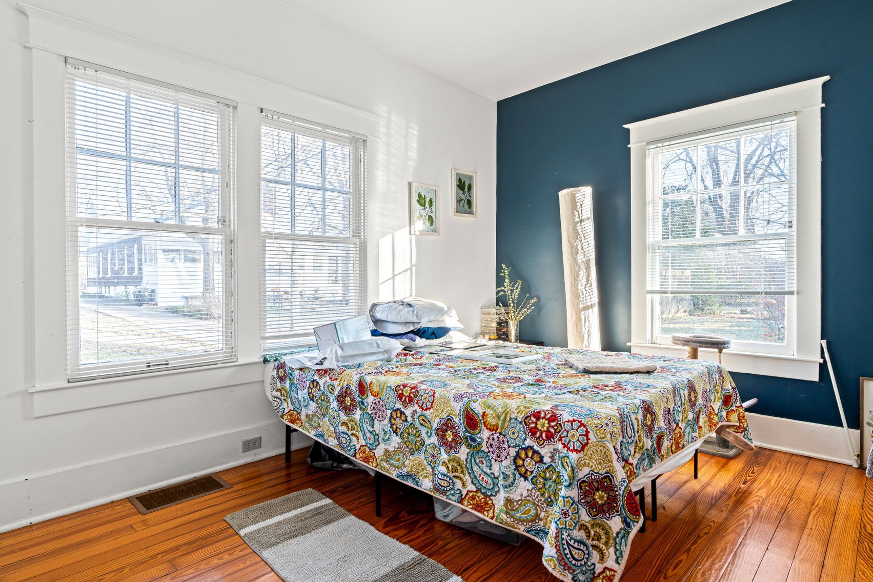 Image for 164 N Galt Ave-ONLINE AUCTION ONLY-BIDDING HAS STARTED