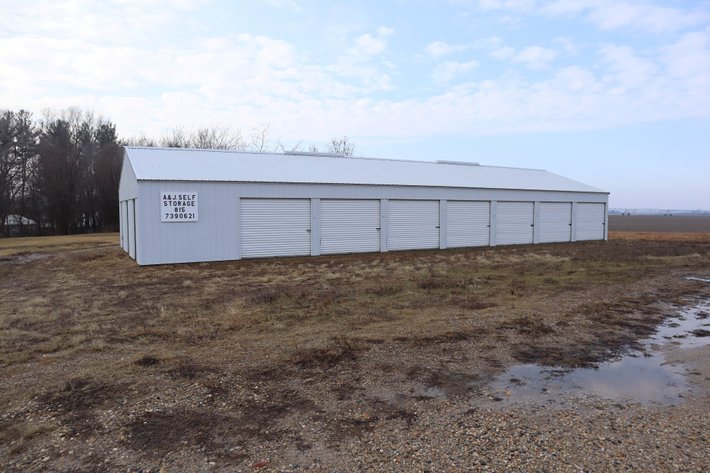 Image for 17 Unit Mini Storage in Walnut, Illinois