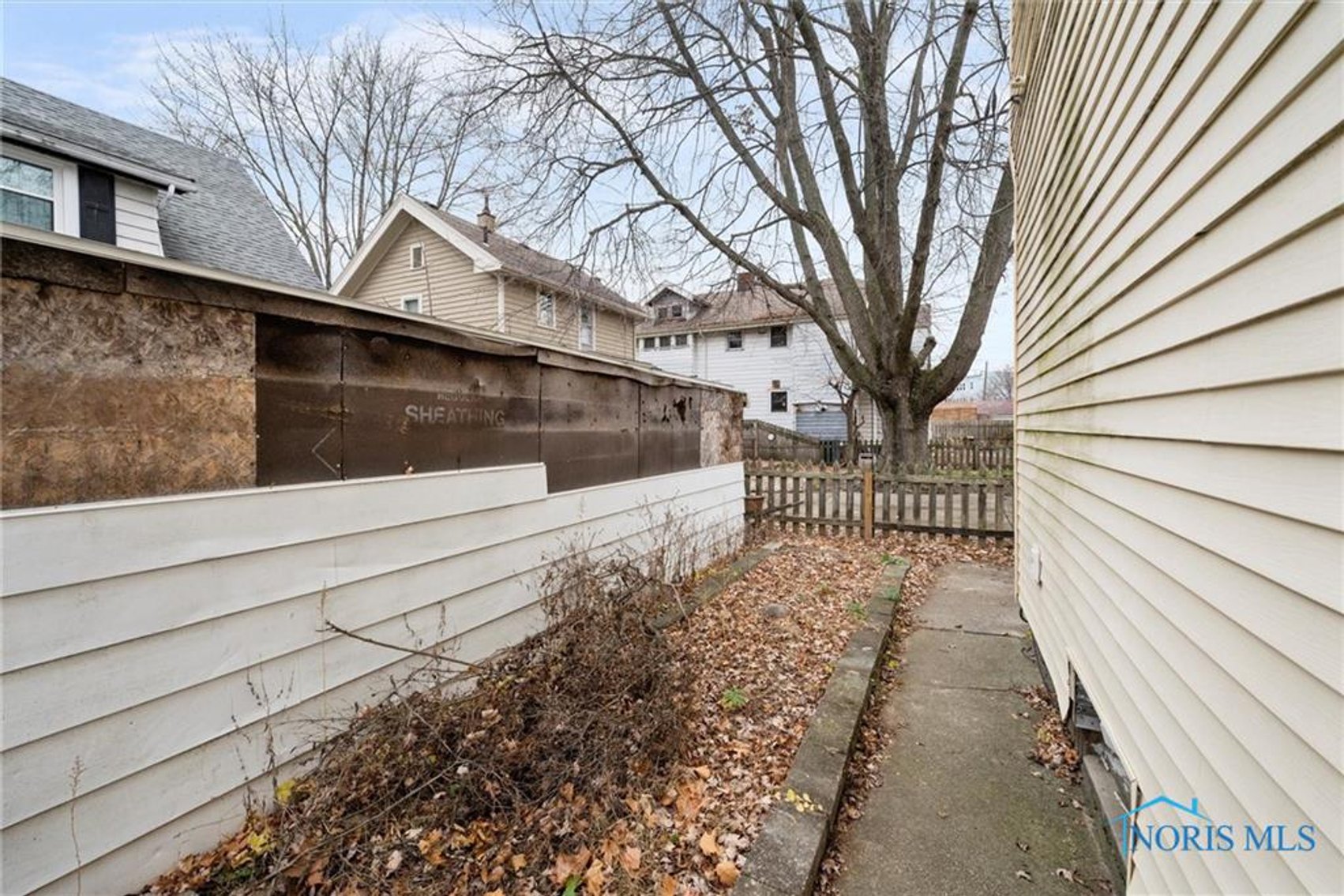 Image for MINIMUM BID AUCTION $70,000! 1333 Kenyon Dr