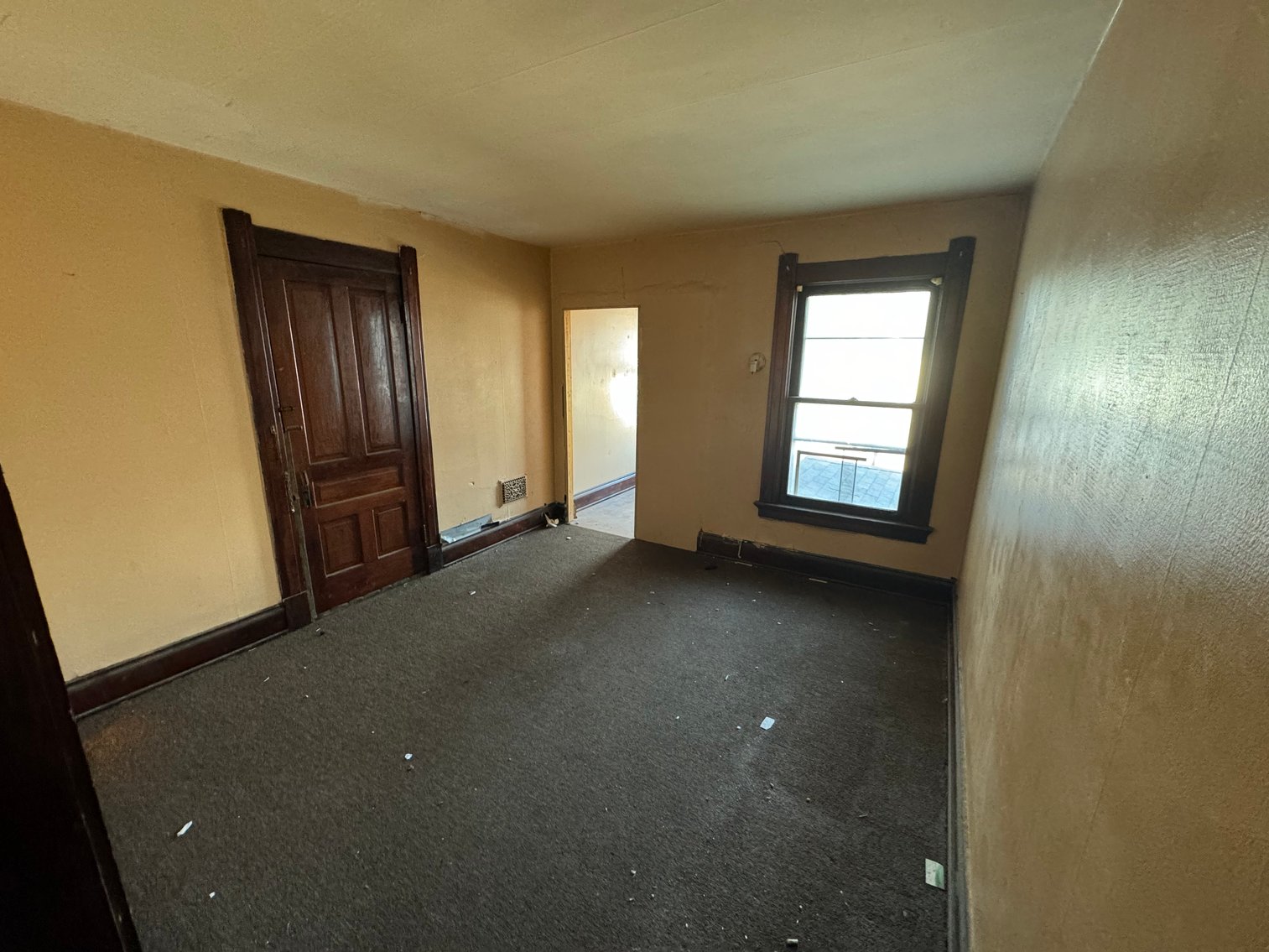 Image for MINIMUM BID AUCTION $59,000! 435 E Broadway