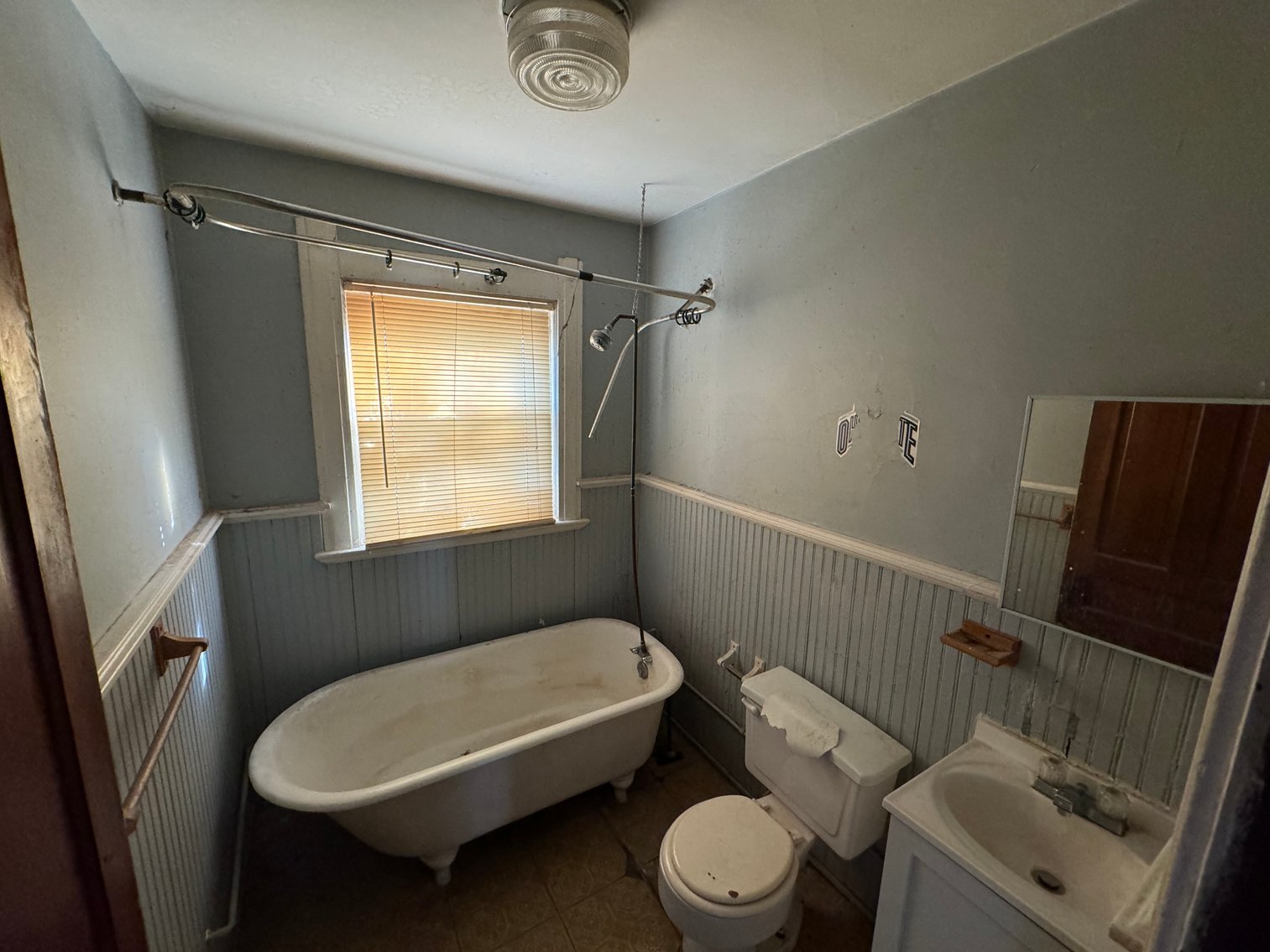 Image for MINIMUM BID AUCTION $59,000! 435 E Broadway