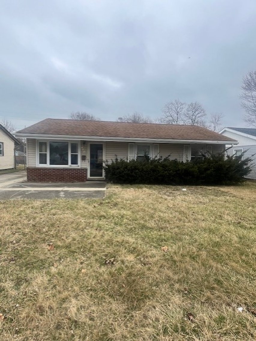 Image for MINIMUM BID AUCTION $69,000! 1310 E Larchmont