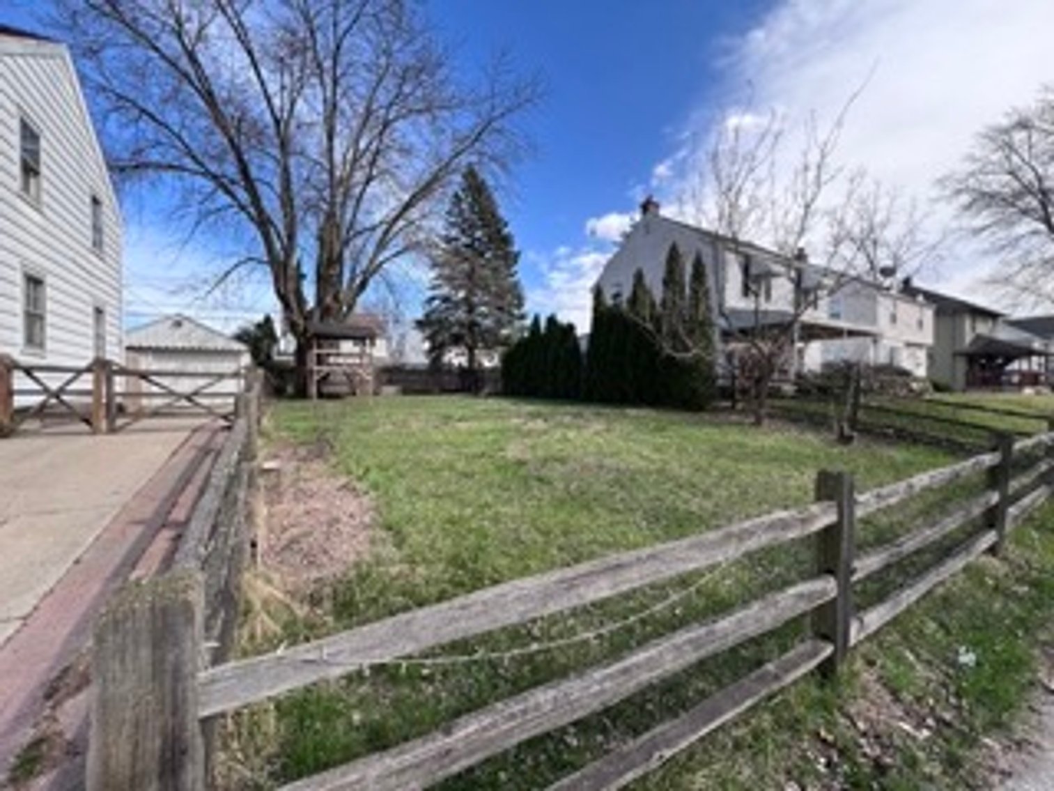 Image for MINIMUM BID AUCTION $55,000! 4102 Lyman Rd