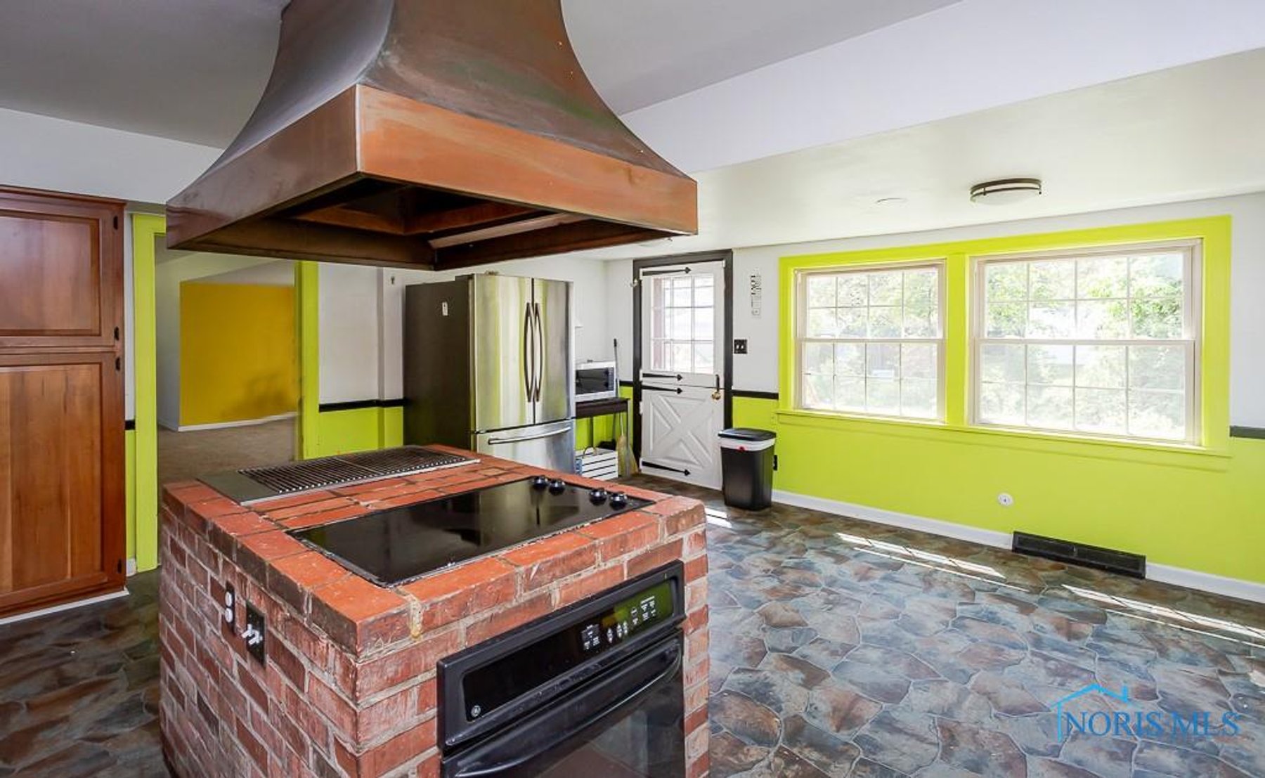 Image for MINIMUM BID AUCTION $129,000! 1034 Nela Pkwy