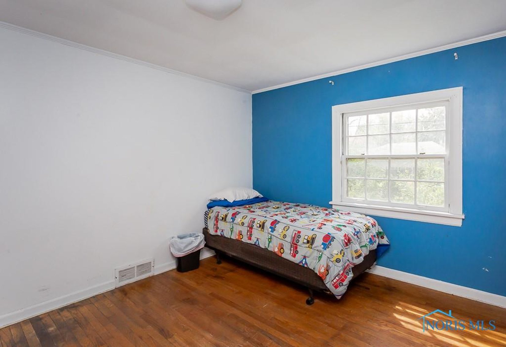 Image for MINIMUM BID AUCTION $129,000! 1034 Nela Pkwy