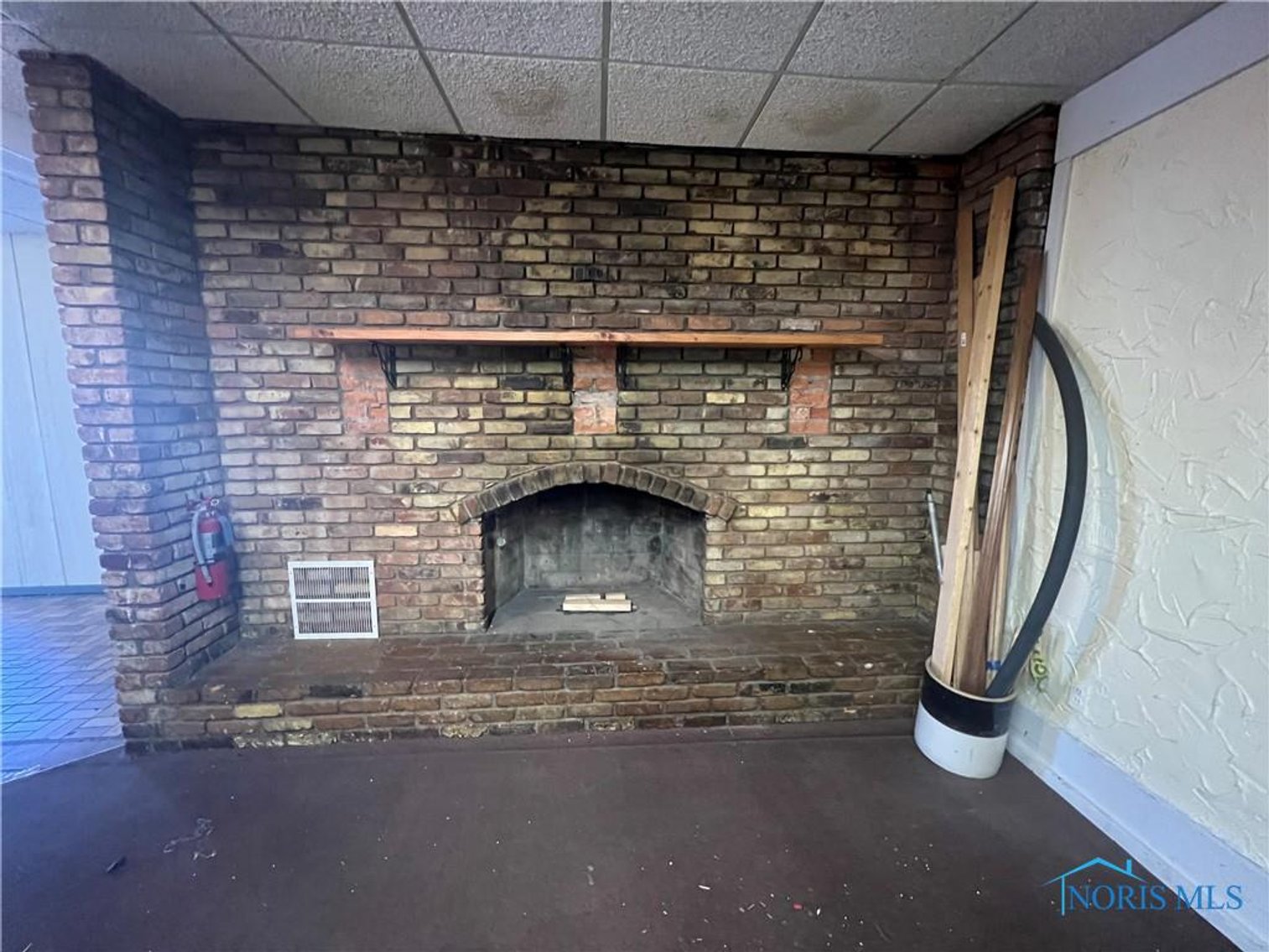 Image for MINIMUM BID AUCTION $75,000! 2022 Woodville Rd.