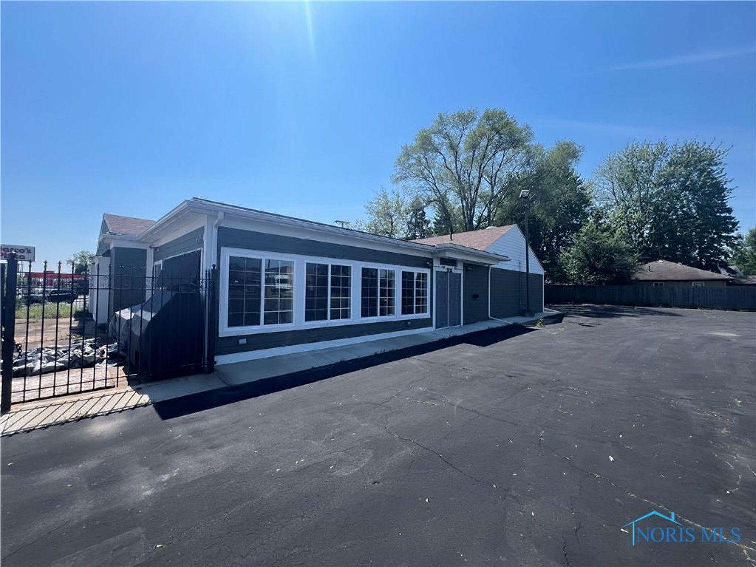 Image for MINIMUM BID AUCTION $75,000! 2022 Woodville Rd.