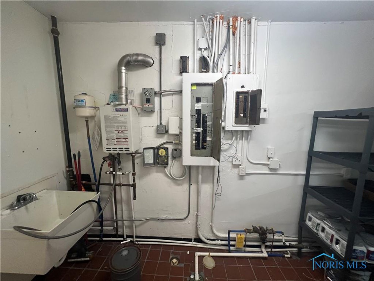 Image for MINIMUM BID AUCTION $75,000! 2022 Woodville Rd.