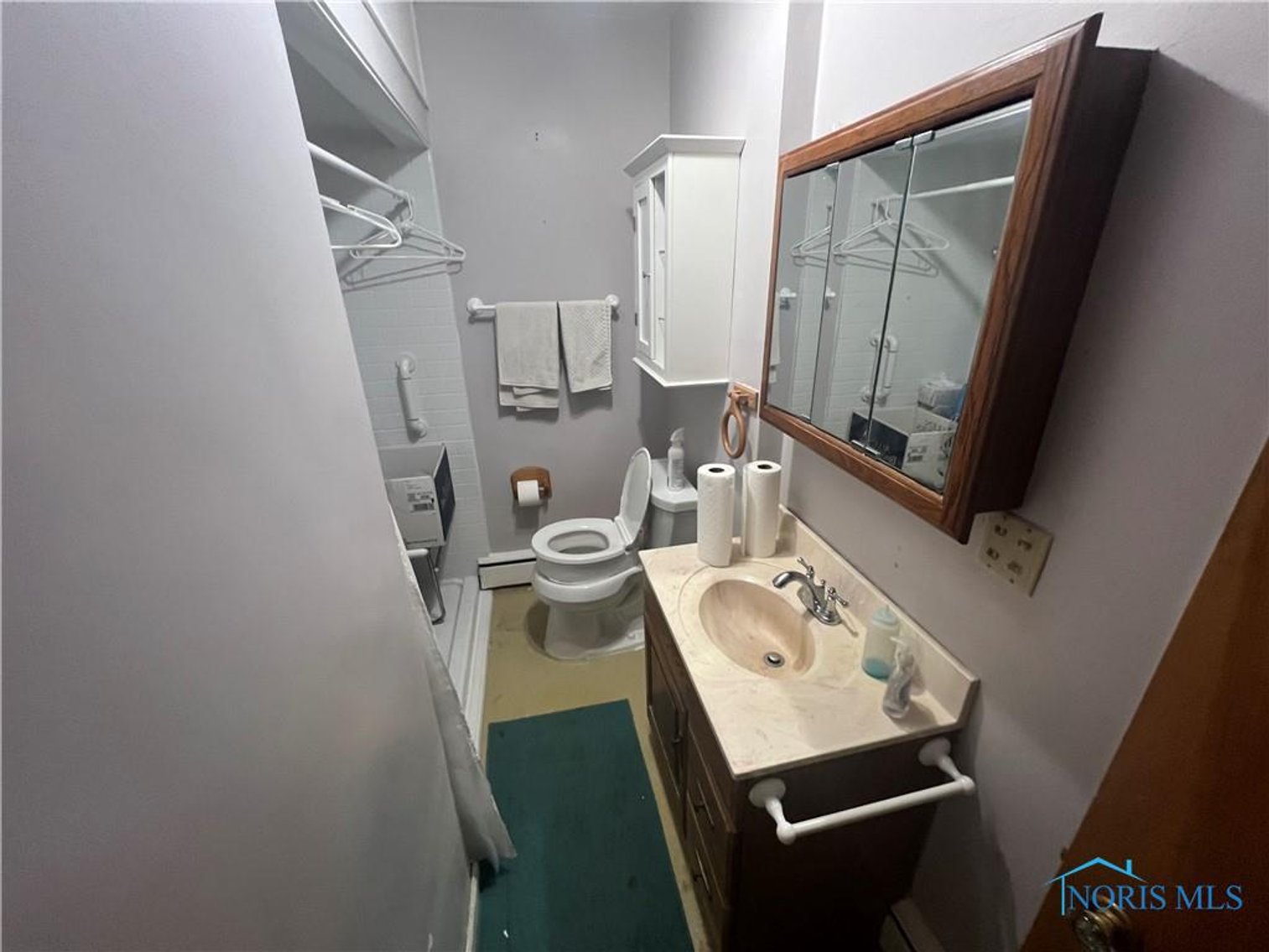 Image for MINIMUM BID AUCTION $69,000! 1147 Metcalf Rd