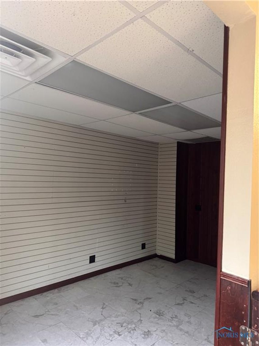 Image for MINIMUM BID AUCTION $49,000! 662 Phillips Ave