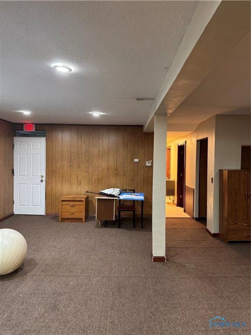 Image for MINIMUM BID AUCTION $49,000! 662 Phillips Ave